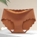 Women’s Seamless Ice Silk Panties – Mid Waist Breathable Briefs with Scalloped Edges